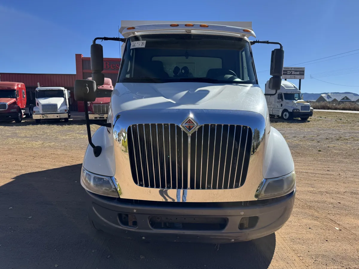 Internacional TranStar 8600 - Acorazado - 14 Metros 2006 - Motor Cummins - 613,966 millas - en venta Chihuahua