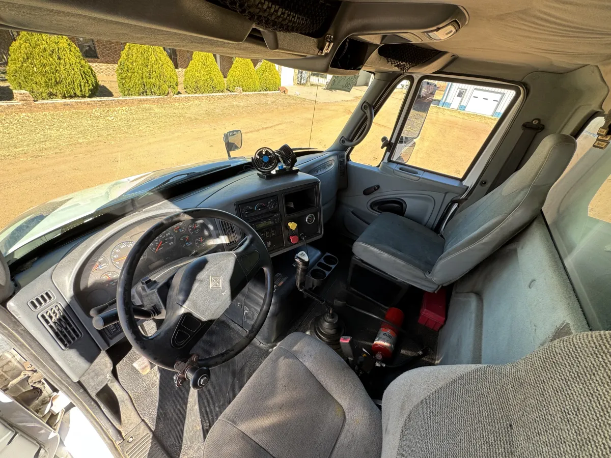 Internacional TranStar 8600 - Acorazado - 14 Metros 2006 - Motor Cummins - 613,966 millas - en venta Chihuahua