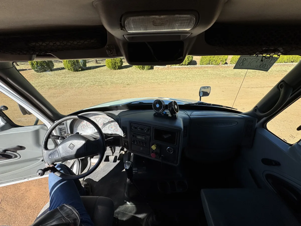 Internacional TranStar 8600 - Acorazado - 14 Metros 2006 - Motor Cummins - 613,966 millas - en venta Chihuahua