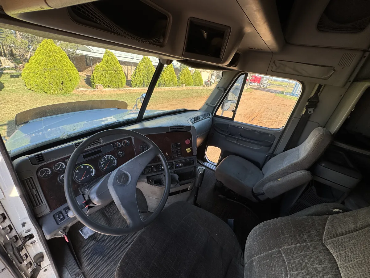 Freightliner Century Class 120 1997 - Motor Cummins - 1,051,795 millas - en venta Chihuahua