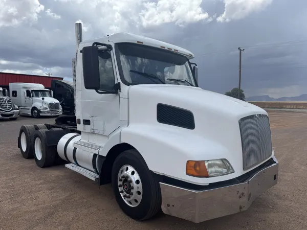 Volvo VN 2000 tractocamión en venta Chihuahua México