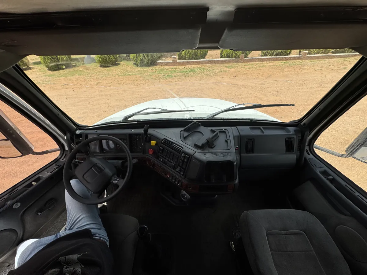 Volvo VN 2000 - Motor Cummins - 922,096 millas - en venta Chihuahua