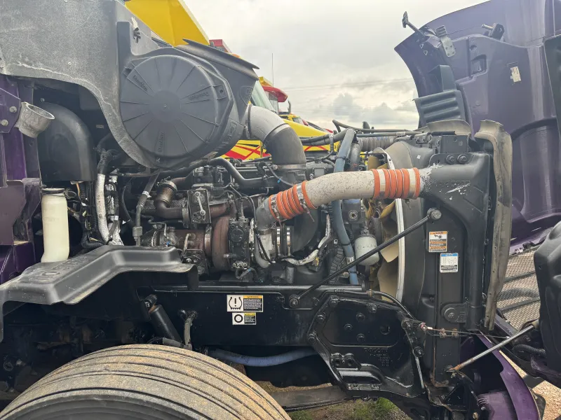 Peterbilt 587 2014 - Motor Paccar - 810,266 millas - foto 18 - en venta Chihuahua