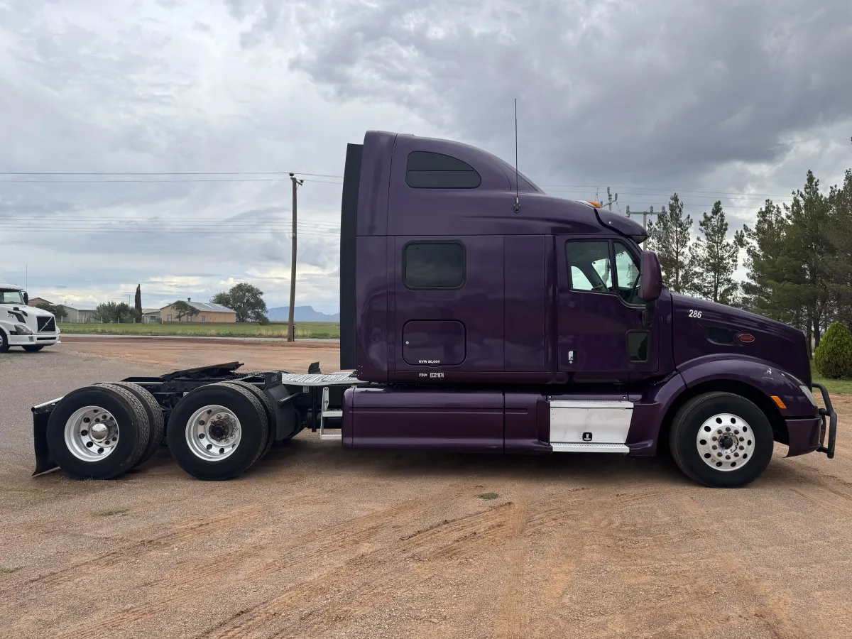 Peterbilt 587 2014 - Motor Paccar - 810,266 millas - en venta Chihuahua