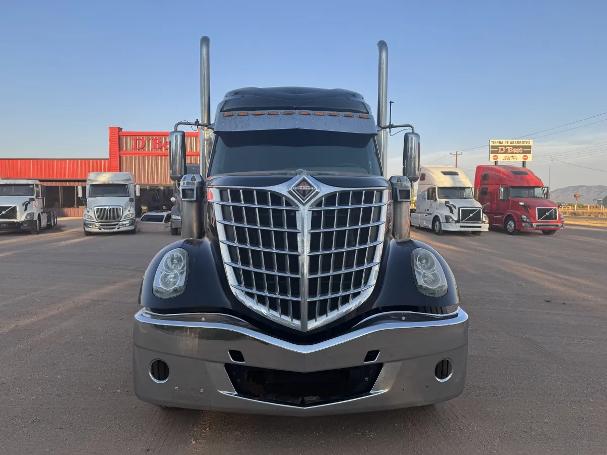 International Lonestar 2016 - Motor Cummins - 582,736 millas - en venta Chihuahua