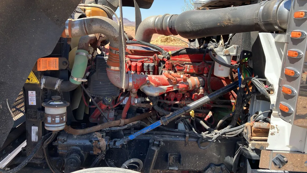 Internacional y Plataforma Great Dane 52 pies 2009 - Motor Cummins - 975,882 millas - en venta Chihuahua