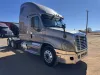 Freightliner Cascadia 2012 - foto 1