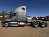 Freightliner Cascadia 2012 - foto 4