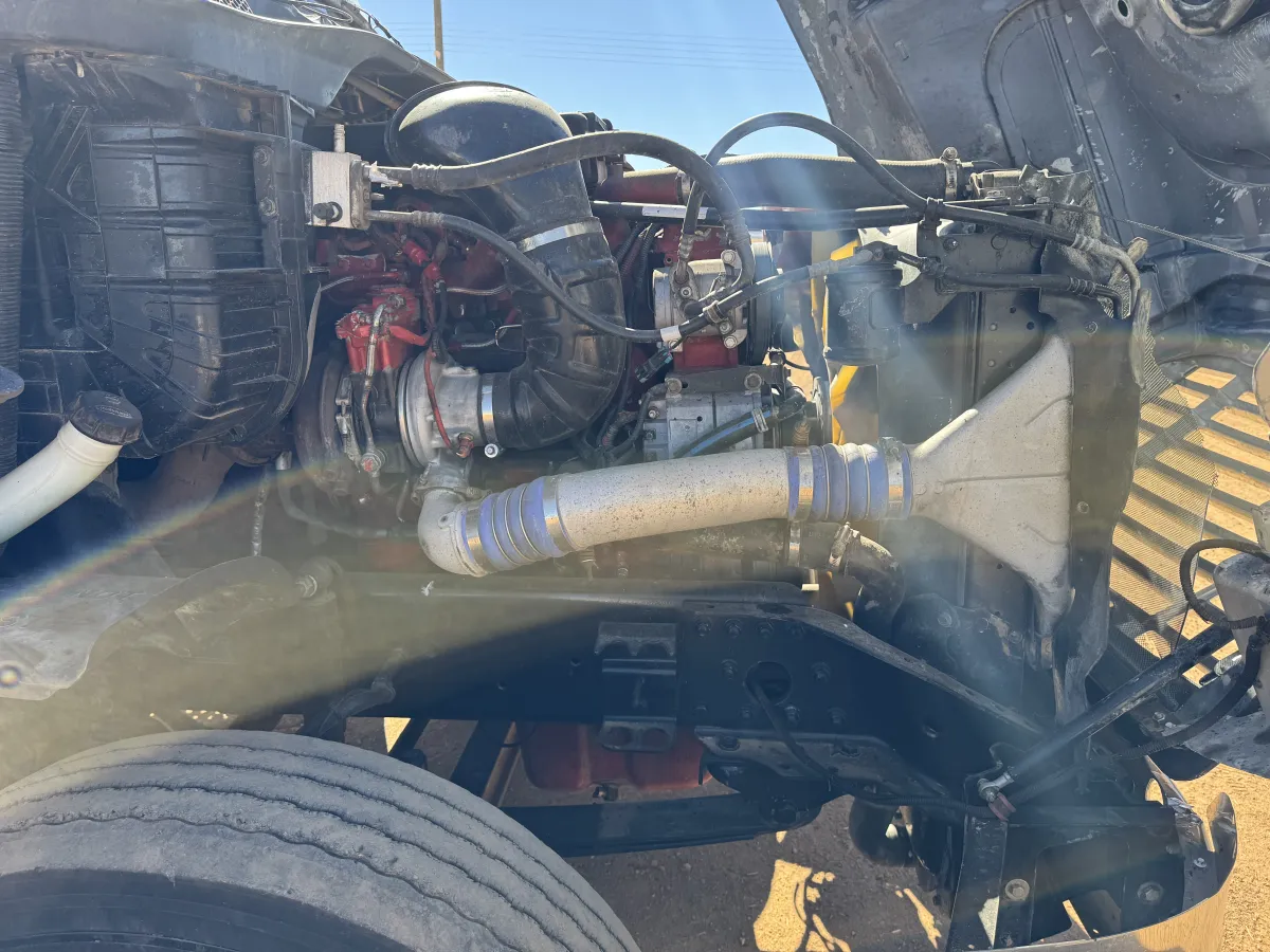 Freightliner Cascadia 2012 - Motor Cummins - 848,047 millas - en venta Chihuahua