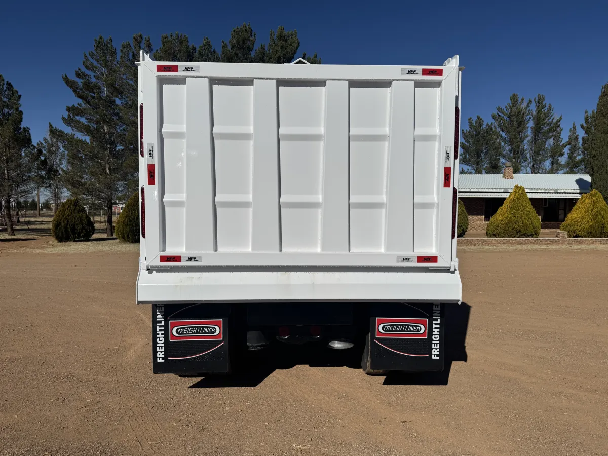 Freightliner Columbia 14 Metros - Acorazado 2004 - Motor Mercedes - 1,101,576 millas - en venta Chihuahua