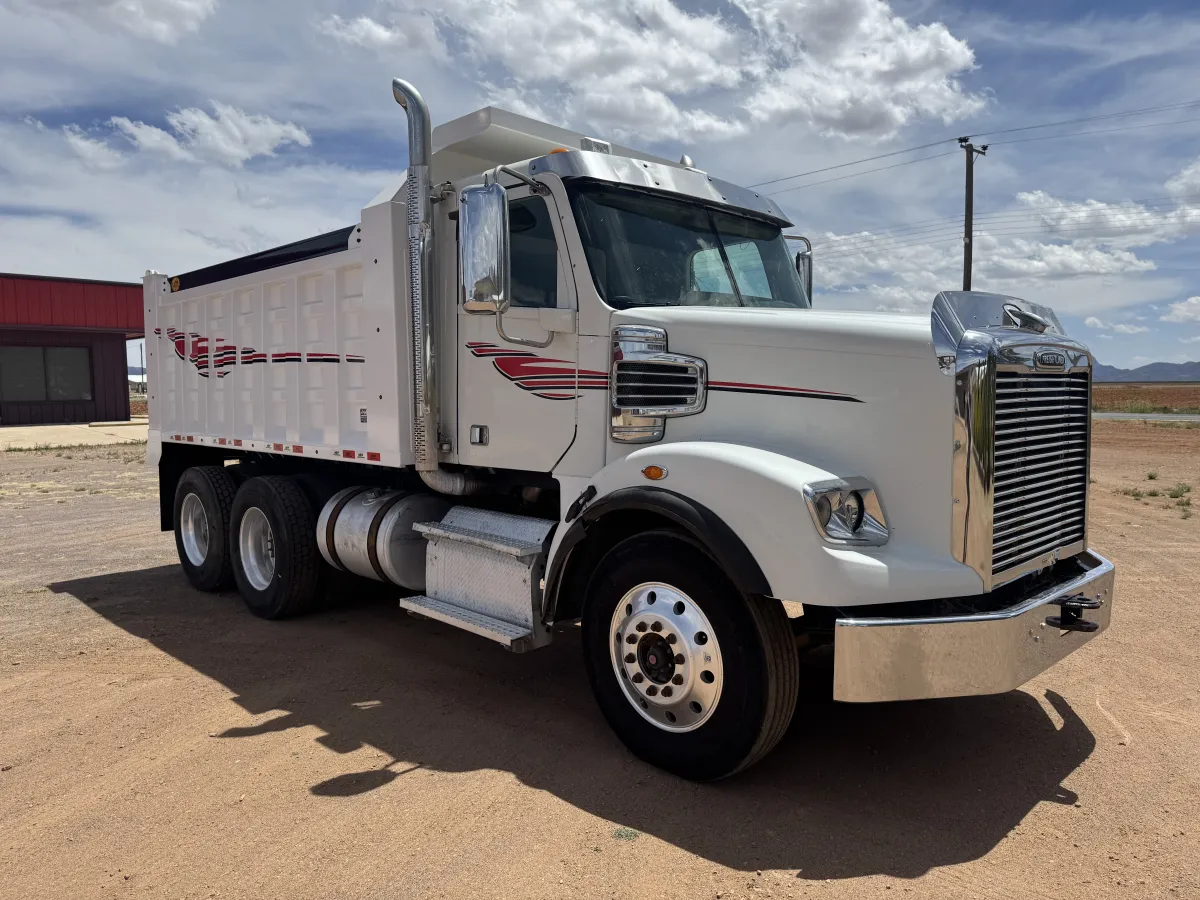 Freightliner 122SD Coronado 2016 - Motor Detroit - 387,513 millas - en venta Chihuahua