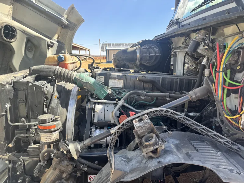 Volvo 14m3 Acorazado 2006 - Motor Volvo - 1,605,563 millas - foto 18 - en venta Chihuahua