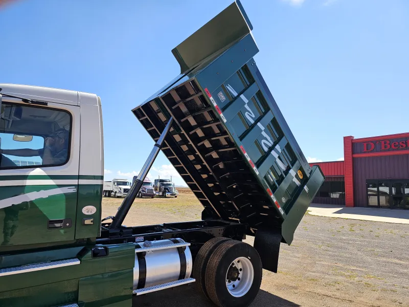 Volvo VNL 7m3 Acorazado Muelles 2016 - Motor Cummins - 964,170 millas - foto 9 - en venta Chihuahua