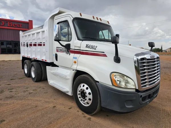Freightliner Cascadia 14m3 Acorazado 2014 tractocamión en venta Chihuahua México