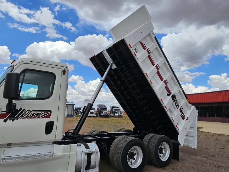 Freightliner Cascadia 14m3 Acorazado 2014 - Motor Detroit - 851,253 millas - foto 9 - en venta Chihuahua