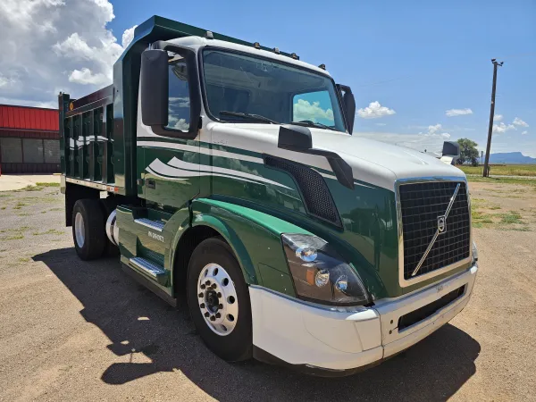 Volvo VNL 7m3 Acorazado Muelles 2016 en venta en Chihuahua, México